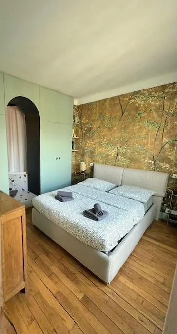 Charmant Appartement Parisien Vue Sur Tour Eiffel France