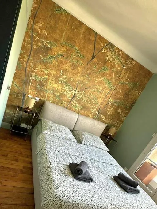 Charmant Appartement Parisien Vue Sur Tour Eiffel Paris