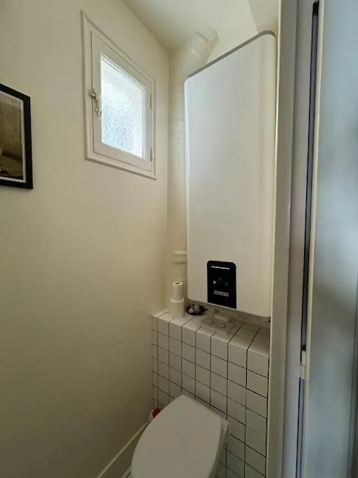 Charmant Appartement Parisien Vue Sur Tour Eiffel 0*, Paris