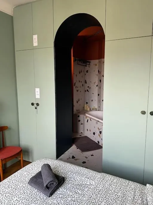 Διαμέρισμα Charmant Appartement Parisien Vue Sur Tour Eiffel Γαλλία